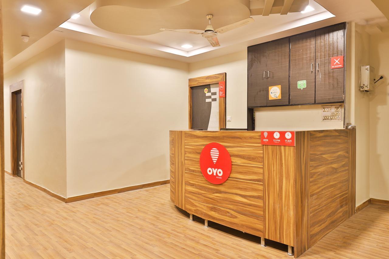 Oyo 11427 Hotel Kalyan Ahmedabad Exterior foto